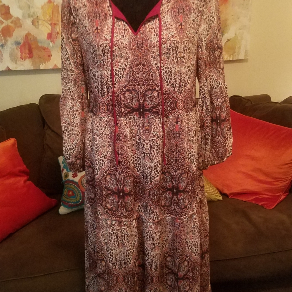 Dress - Picture 4 of 4
